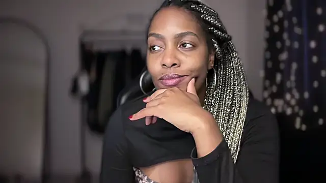 marisilva br online show from November 2025 05:46:02 PM