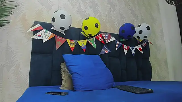 Ammy Connor1 online show from June 2026 07:20:02 PM