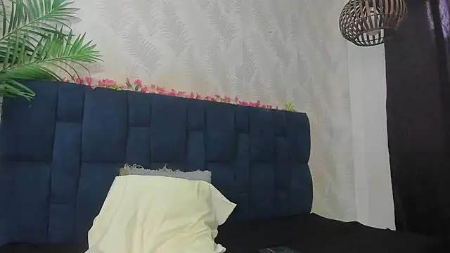 Ammy Connor1 online show from April 2026 08:39:01 PM