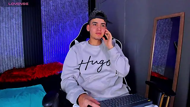 Mike 0233  online show from March 2025 04:13:01 AM