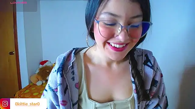 Snapshot of juli05star20 chatting on March 2025 12:33:02 PM juli05star20 online show from March 2025 12:33:02 PM