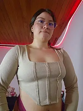 juli05star20 online show from April 2026 12:03:01 AM