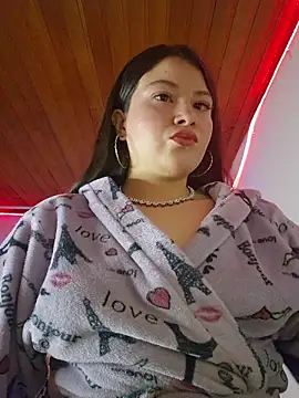 Snapshot of juli05star20 chatting on May 2026 10:53:02 PM juli05star20 online show from May 2026 10:53:02 PM
