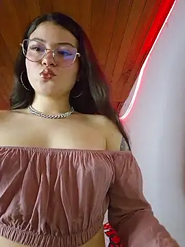 juli05star20 online show from April 2026 03:24:02 AM