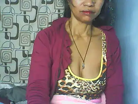 nene belle online show from June 2026 06:57:02 PM