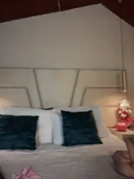 Miss ary online show from November 2025 12:42:01 PM