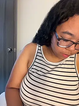 XMara online show from February 2026 04:58:02 PM