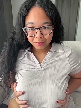 XMara online show from February 2026 04:02:01 PM