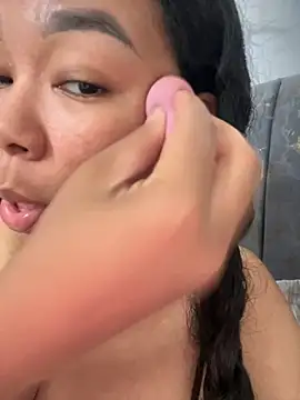 XMara online show from October 2025 05:20:02 PM