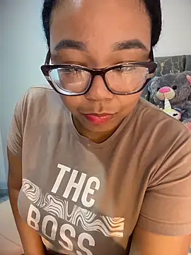 XMara online show from March 2026 02:43:01 PM