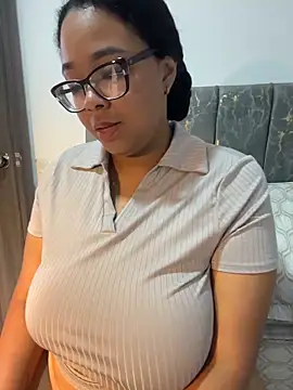 XMara online show from February 2026 04:07:01 PM