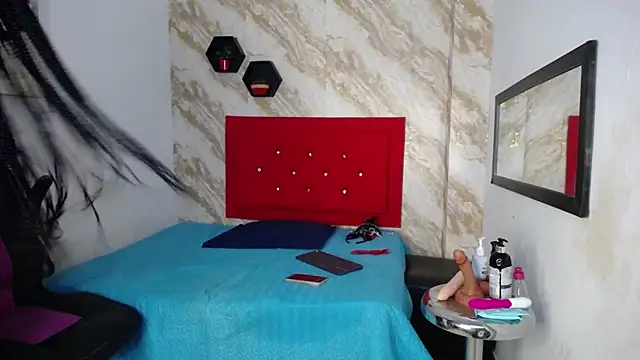 issa  love online show from January 2026 02:01:02 PM