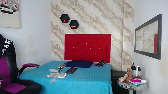 issa  love online show from January 2026 12:45:02 PM