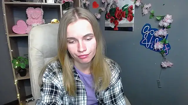 MargaritaKiss online show from May 2026 07:23:02 PM