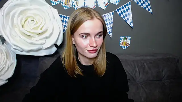 MargaritaKiss online show from October 2025 06:45:01 PM