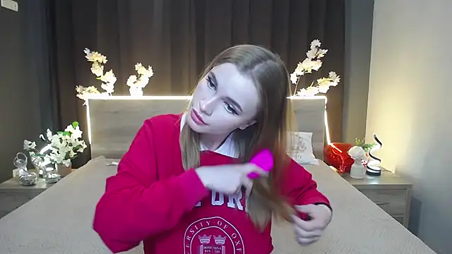 MargaritaKiss online show from April 2026 06:35:02 PM