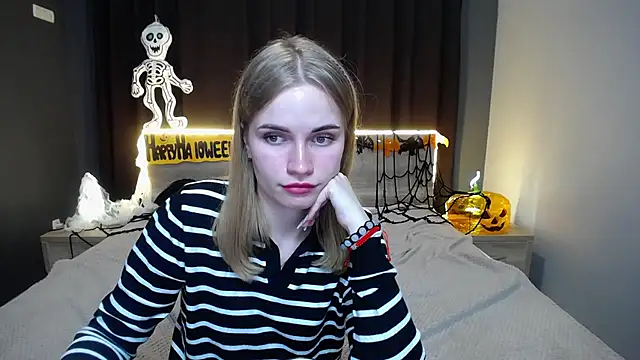 MargaritaKiss online show from October 2025 07:05:01 PM