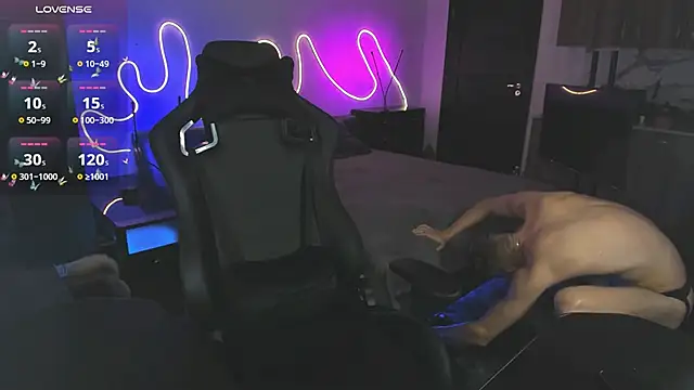 Brad Maloney online show from November 2025 07:41:02 PM