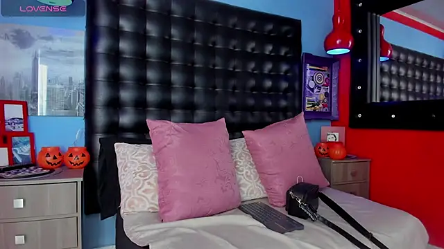 Snapshot of CloeRodriguez chatting on October 2025 08:09:01 PM CloeRodriguez online show from October 2025 08:09:01 PM