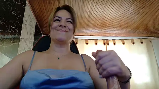 Snapshot of wandarubio chatting on June 2026 09:24:02 PM wandarubio online show from June 2026 09:24:02 PM