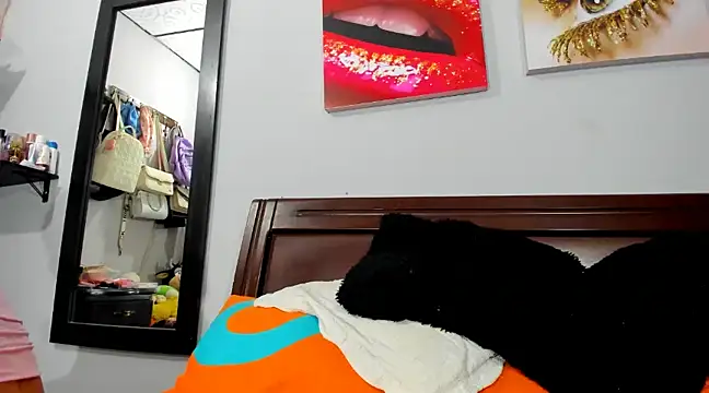 aleziiacam online show from December 2024 03:34:02 AM