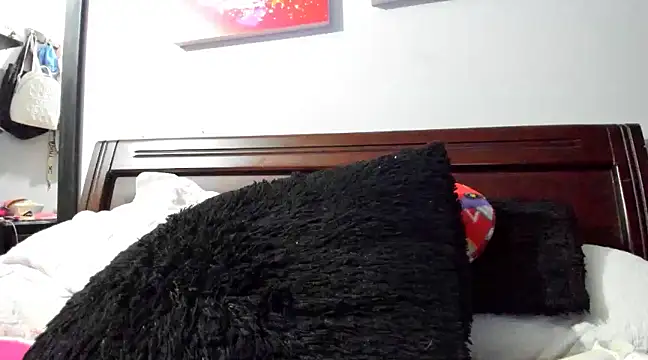 aleziiacam online show from December 2024 03:35:01 AM