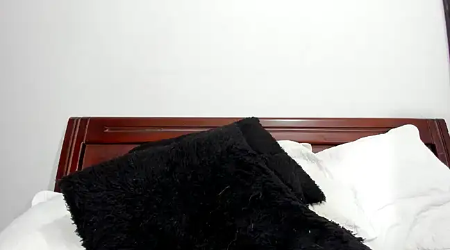 aleziiacam online show from March 2025 02:05:01 AM