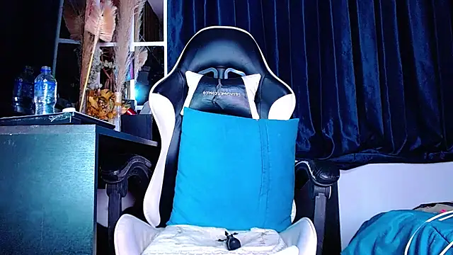 the dog lian online show from March 2026 01:03:01 AM