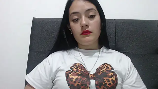 Snapshot of Alisha_99 chatting on October 2025 01:17:01 AM Alisha 99 online show from October 2025 01:17:01 AM