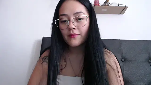 Snapshot of Alisha_99 chatting on October 2025 09:38:02 PM Alisha 99 online show from October 2025 09:38:02 PM