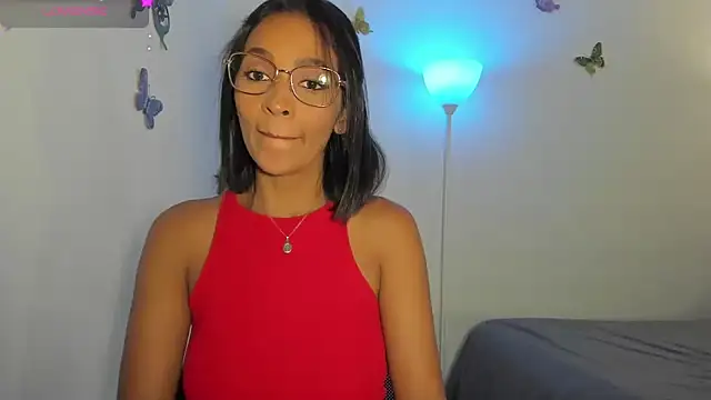 Mila-yang online show from December 2025 03:19:02 AM