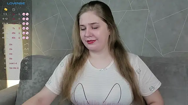 Megan Violer online show from February 2025 03:45:02 PM