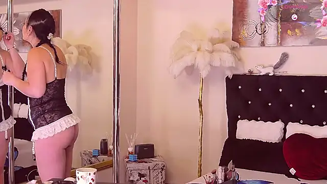 Estheraa online show from January 2026 05:22:02 AM