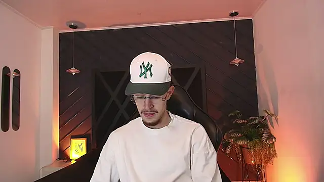 CodyWalkerR online show from March 2026 05:13:01 AM