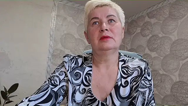 NicoleOlla online show from October 2025 02:56:02 AM