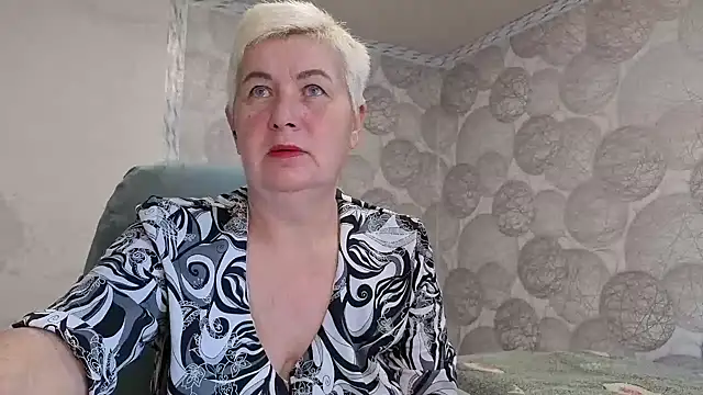 NicoleOlla online show from October 2025 02:54:02 AM