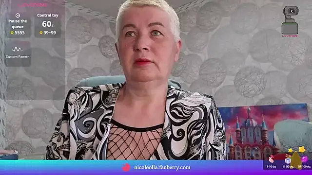NicoleOlla online show from May 2026 01:44:01 AM