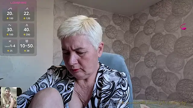 NicoleOlla online show from October 2025 02:03:02 AM