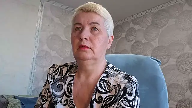 NicoleOlla online show from February 2026 02:02:02 AM