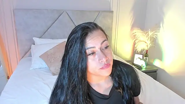 Miss Ambeer online show from March 2026 01:03:01 PM