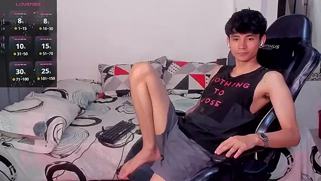 cute diego  online show from October 2025 10:56:02 PM