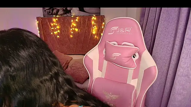 RachelStein online show from November 2025 10:03:02 AM