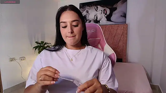 RachelStein online show from November 2025 07:23:02 AM