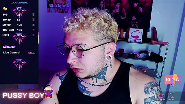 Snapshot of princeFtm chatting on February 2026 03:23:01 PM princeFtm online show from February 2026 03:23:01 PM