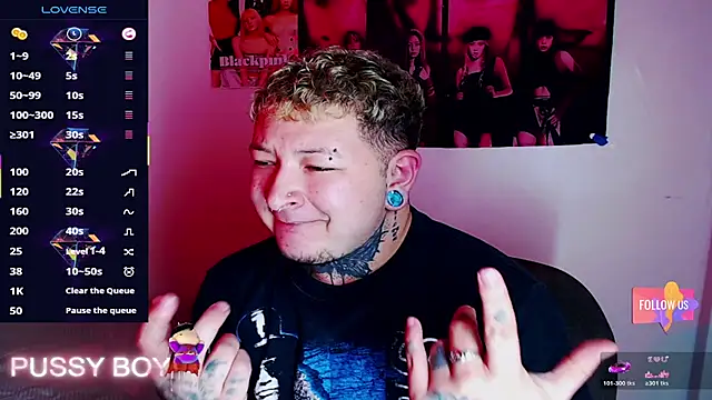 Snapshot of princeFtm chatting on February 2026 05:23:02 PM princeFtm online show from February 2026 05:23:02 PM