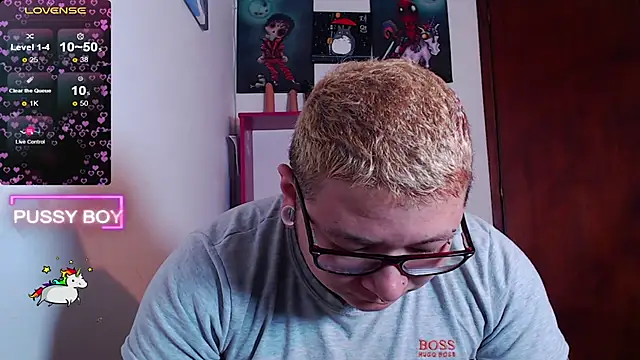 Snapshot of princeFtm chatting on February 2025 01:08:02 PM princeFtm online show from February 2025 01:08:02 PM