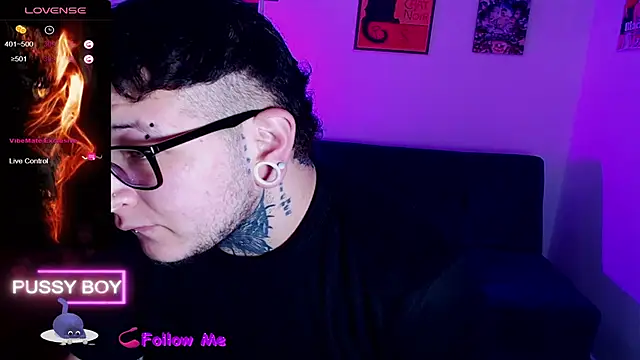 Snapshot of princeFtm chatting on September 2025 04:49:02 PM princeFtm online show from September 2025 04:49:02 PM