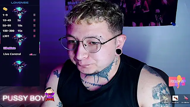 Snapshot of princeFtm chatting on February 2026 07:12:01 PM princeFtm online show from February 2026 07:12:01 PM