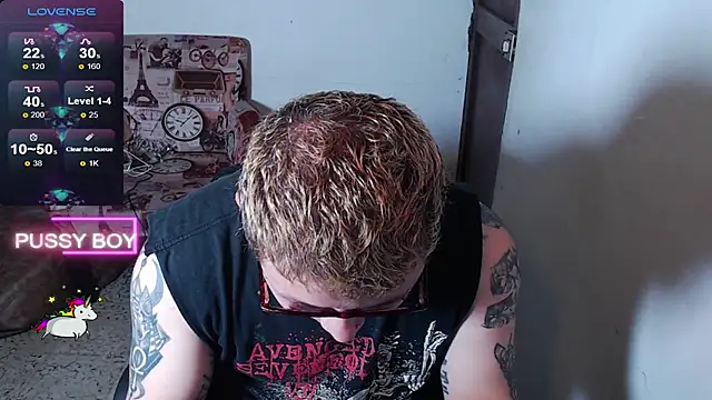 Snapshot of princeFtm chatting on March 2025 05:27:02 PM princeFtm online show from March 2025 05:27:02 PM