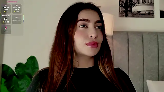 Snapshot of caralella chatting on June 2026 08:36:01 PM caralella online show from June 2026 08:36:01 PM